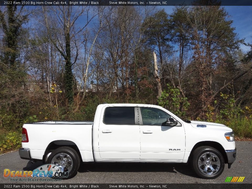 2022 Ram 1500 Big Horn Crew Cab 4x4 Bright White / Black Photo #5