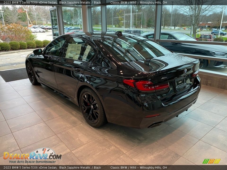 2023 BMW 5 Series 530i xDrive Sedan Black Sapphire Metallic / Black Photo #2