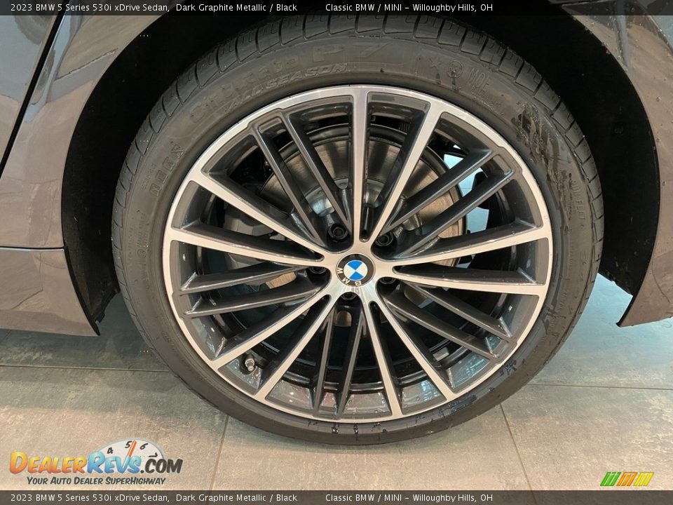 2023 BMW 5 Series 530i xDrive Sedan Dark Graphite Metallic / Black Photo #3