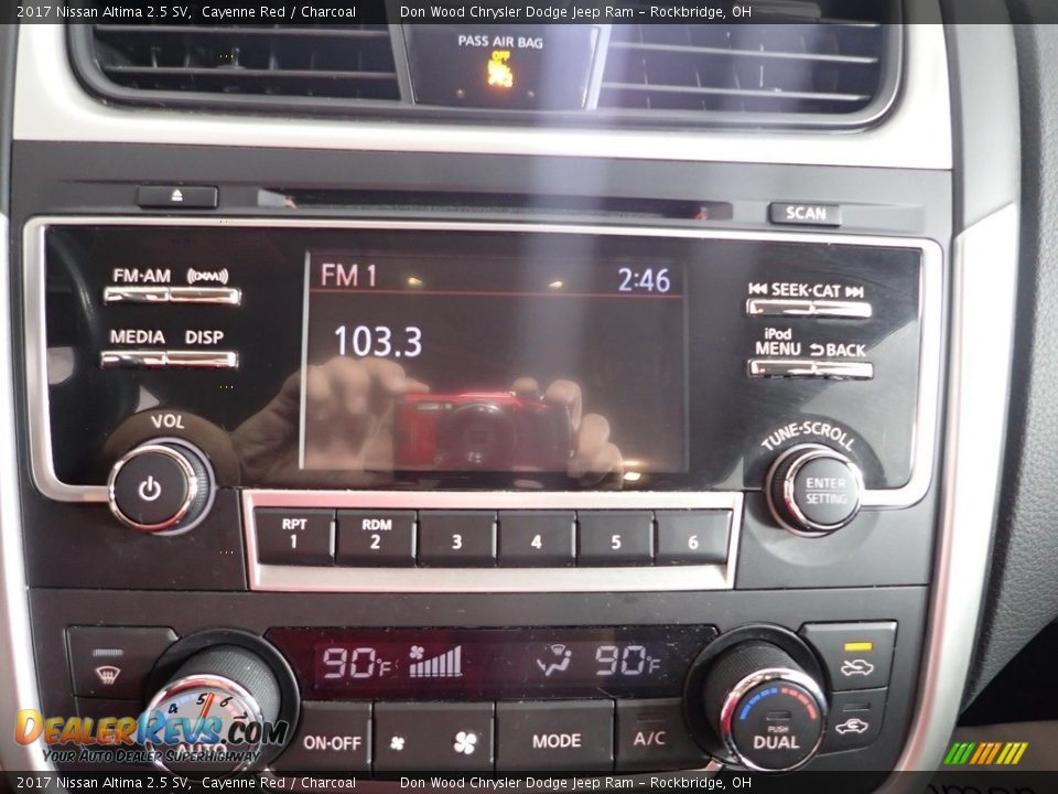 2017 Nissan Altima 2.5 SV Cayenne Red / Charcoal Photo #2