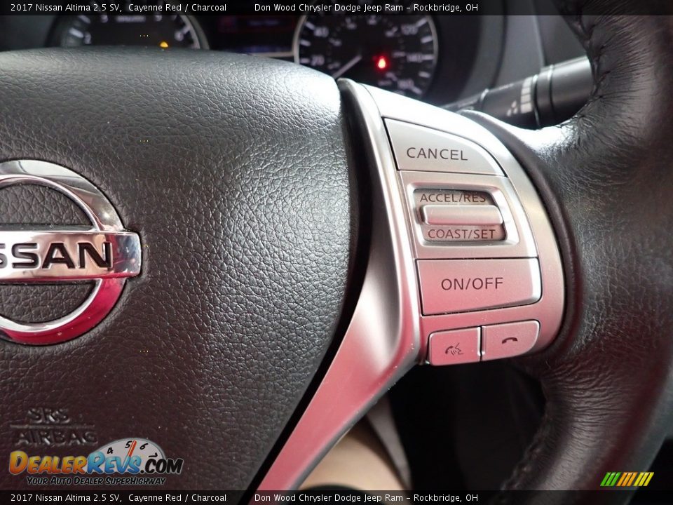 2017 Nissan Altima 2.5 SV Cayenne Red / Charcoal Photo #17