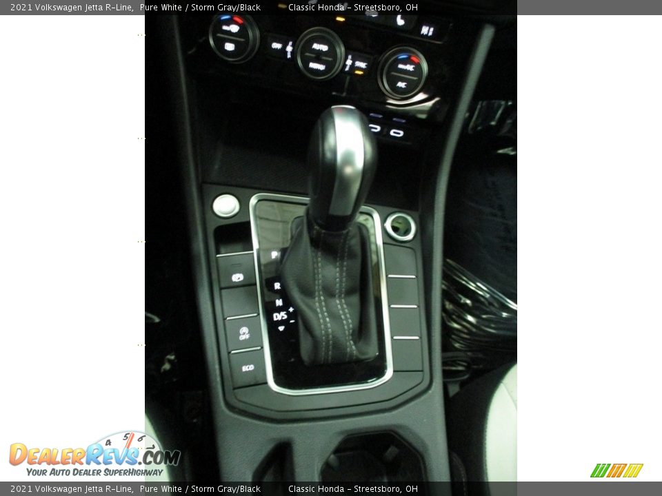 2021 Volkswagen Jetta R-Line Pure White / Storm Gray/Black Photo #34