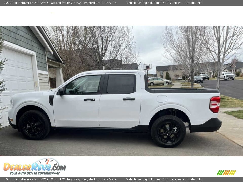 2022 Ford Maverick XLT AWD Oxford White / Navy Pier/Medium Dark Slate Photo #2