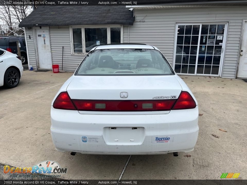 2002 Honda Accord EX V6 Coupe Taffeta White / Ivory Photo #7