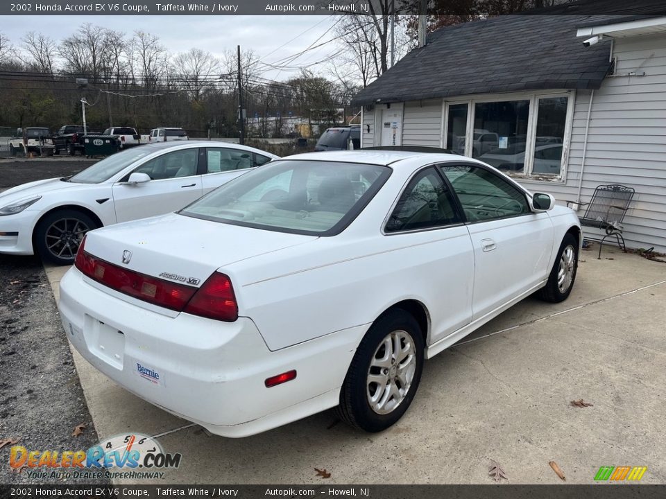 2002 Honda Accord EX V6 Coupe Taffeta White / Ivory Photo #8