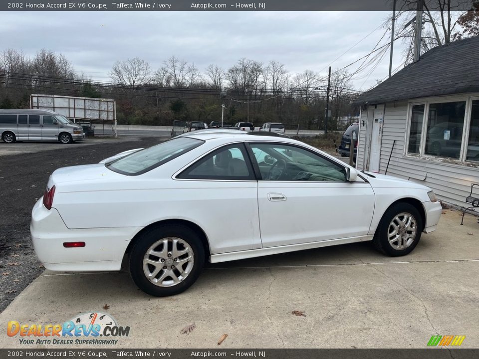 2002 Honda Accord EX V6 Coupe Taffeta White / Ivory Photo #9