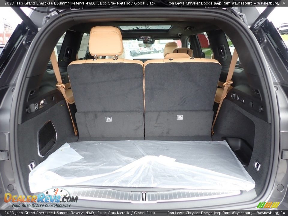 2023 Jeep Grand Cherokee L Summit Reserve 4WD Trunk Photo #5