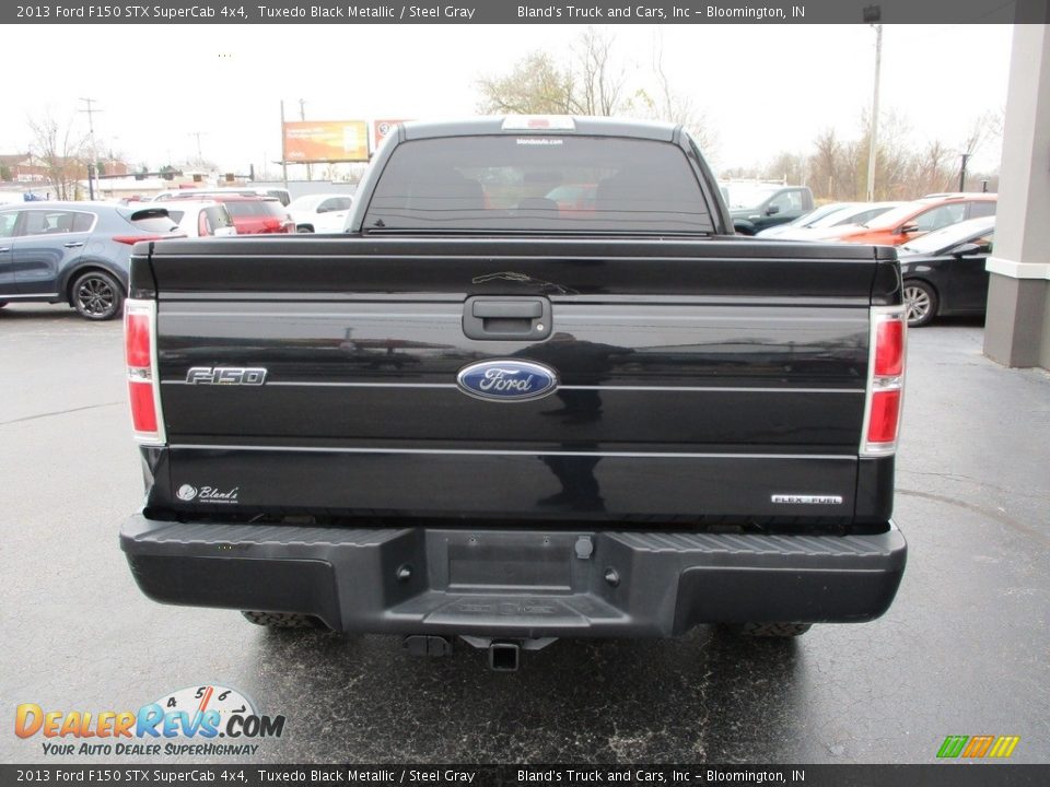 2013 Ford F150 STX SuperCab 4x4 Tuxedo Black Metallic / Steel Gray Photo #28