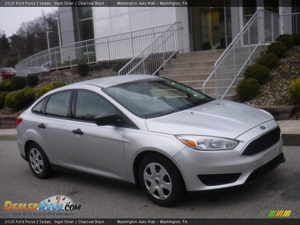 2016 Ford Focus S Sedan Ingot Silver / Charcoal Black Photo #1