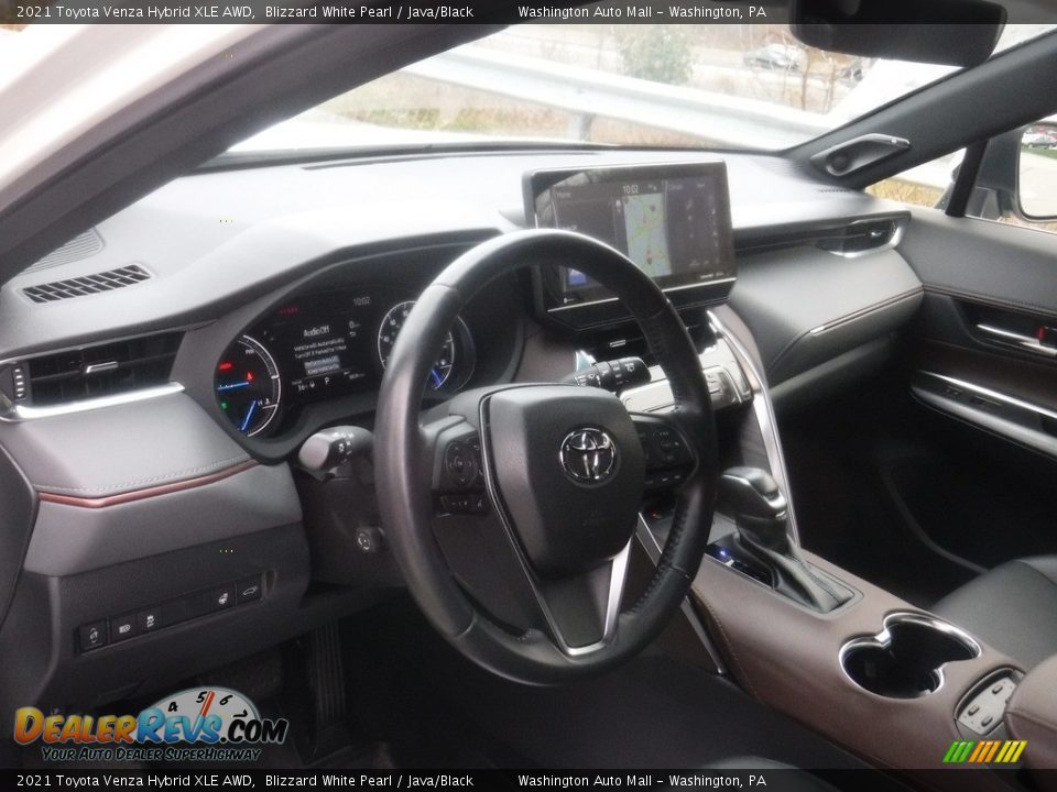 2021 Toyota Venza Hybrid XLE AWD Blizzard White Pearl / Java/Black Photo #23