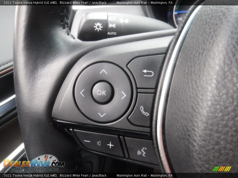 2021 Toyota Venza Hybrid XLE AWD Blizzard White Pearl / Java/Black Photo #31