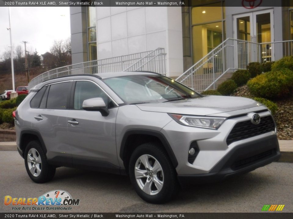 2020 Toyota RAV4 XLE AWD Silver Sky Metallic / Black Photo #1