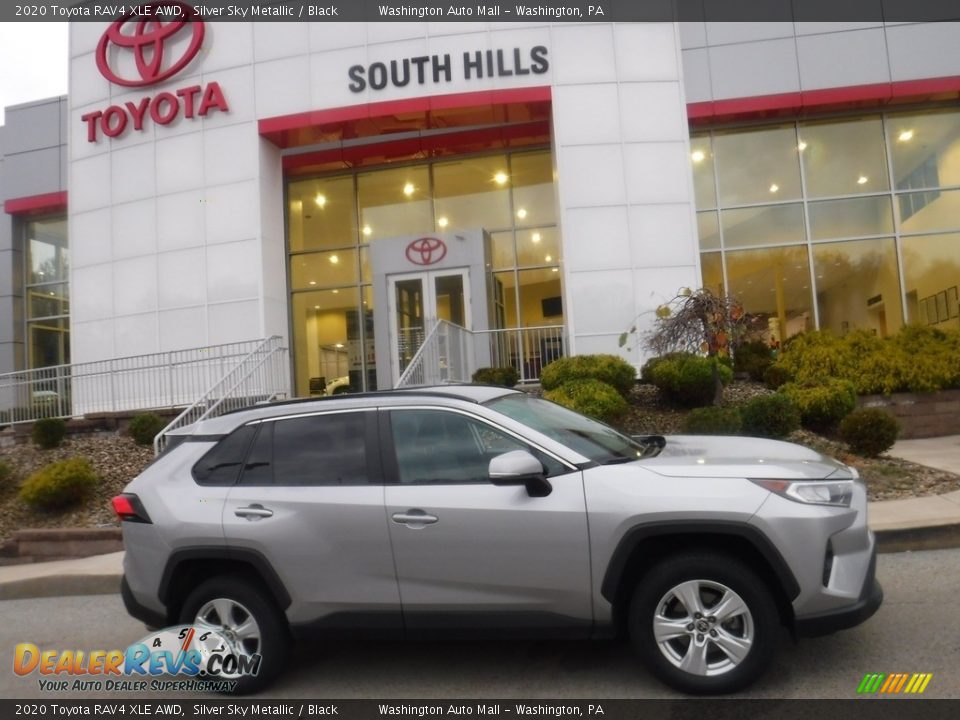 2020 Toyota RAV4 XLE AWD Silver Sky Metallic / Black Photo #2