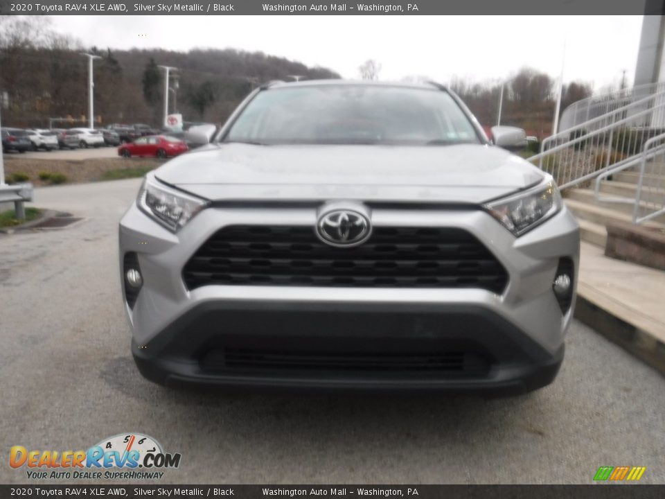 2020 Toyota RAV4 XLE AWD Silver Sky Metallic / Black Photo #11