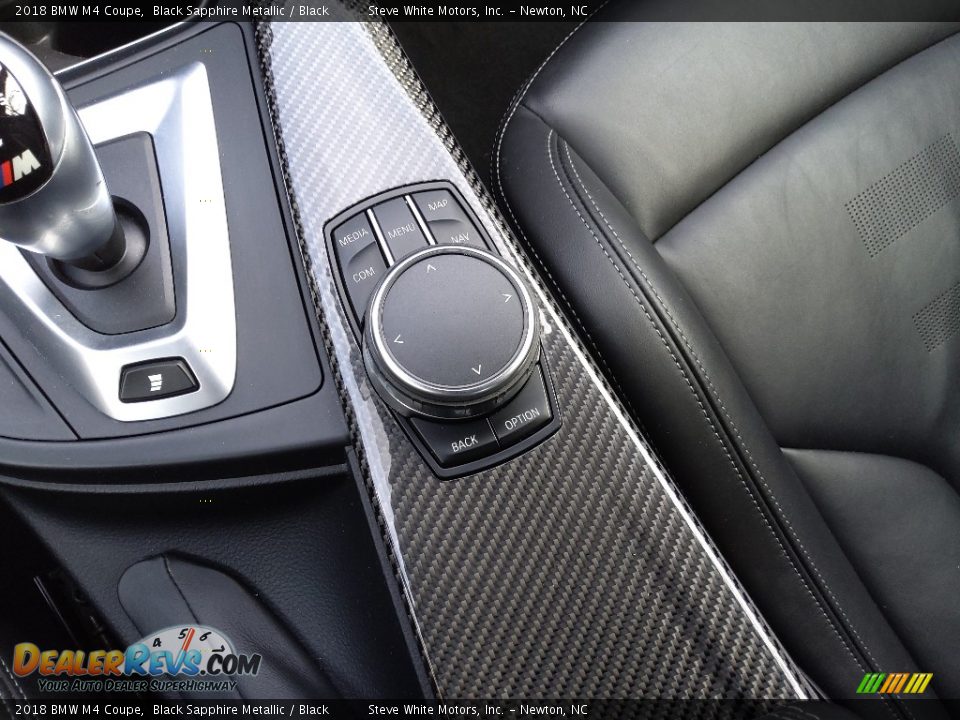 Controls of 2018 BMW M4 Coupe Photo #29