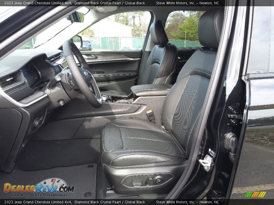 Front Seat of 2023 Jeep Grand Cherokee Limited 4x4 Photo #10