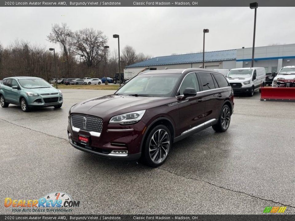 Front 3/4 View of 2020 Lincoln Aviator Reserve AWD Photo #1