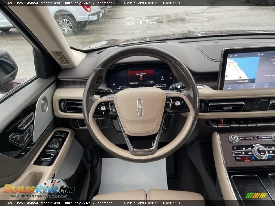 Front Seat of 2020 Lincoln Aviator Reserve AWD Photo #9