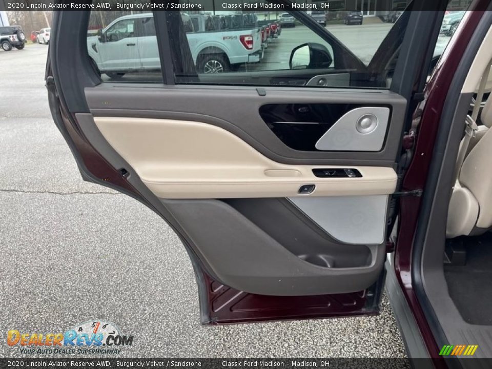 Door Panel of 2020 Lincoln Aviator Reserve AWD Photo #15