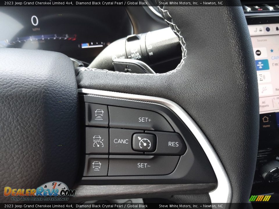2023 Jeep Grand Cherokee Limited 4x4 Steering Wheel Photo #21