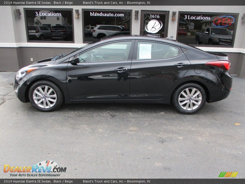 2014 Hyundai Elantra SE Sedan Black / Beige Photo #1