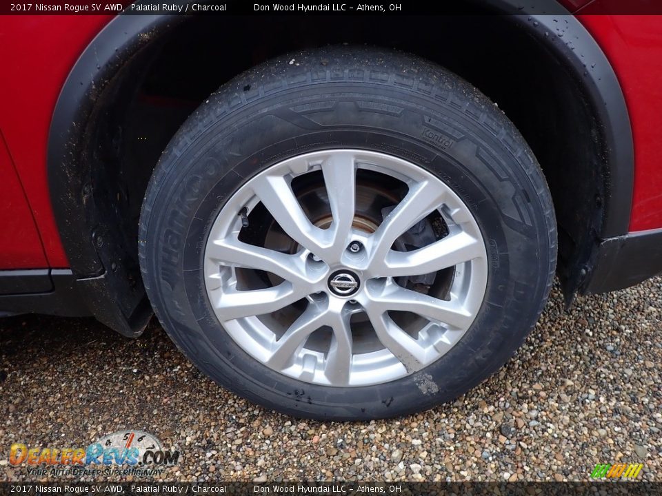2017 Nissan Rogue SV AWD Palatial Ruby / Charcoal Photo #12