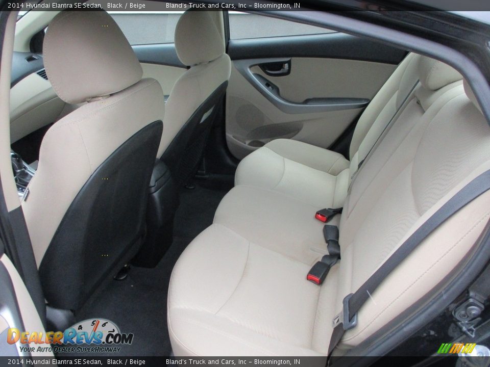 2014 Hyundai Elantra SE Sedan Black / Beige Photo #8