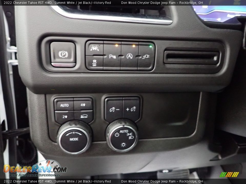 2022 Chevrolet Tahoe RST 4WD Summit White / Jet Black/­Victory Red Photo #17