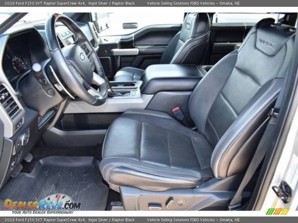 Front Seat of 2019 Ford F150 SVT Raptor SuperCrew 4x4 Photo #3