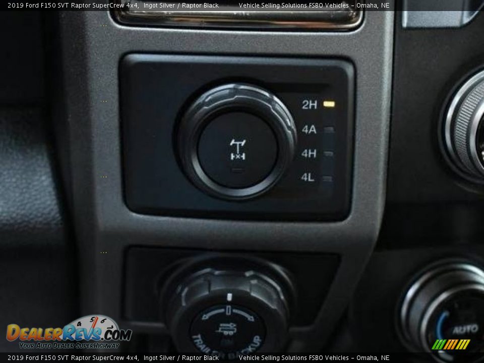 Controls of 2019 Ford F150 SVT Raptor SuperCrew 4x4 Photo #7