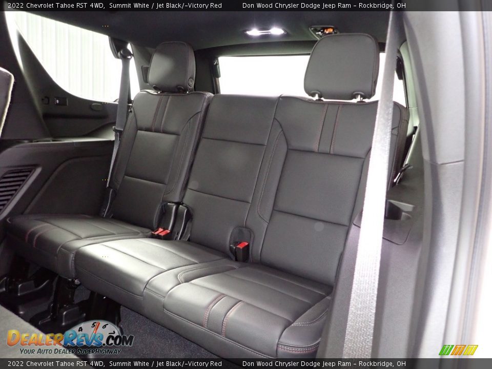 2022 Chevrolet Tahoe RST 4WD Summit White / Jet Black/­Victory Red Photo #31