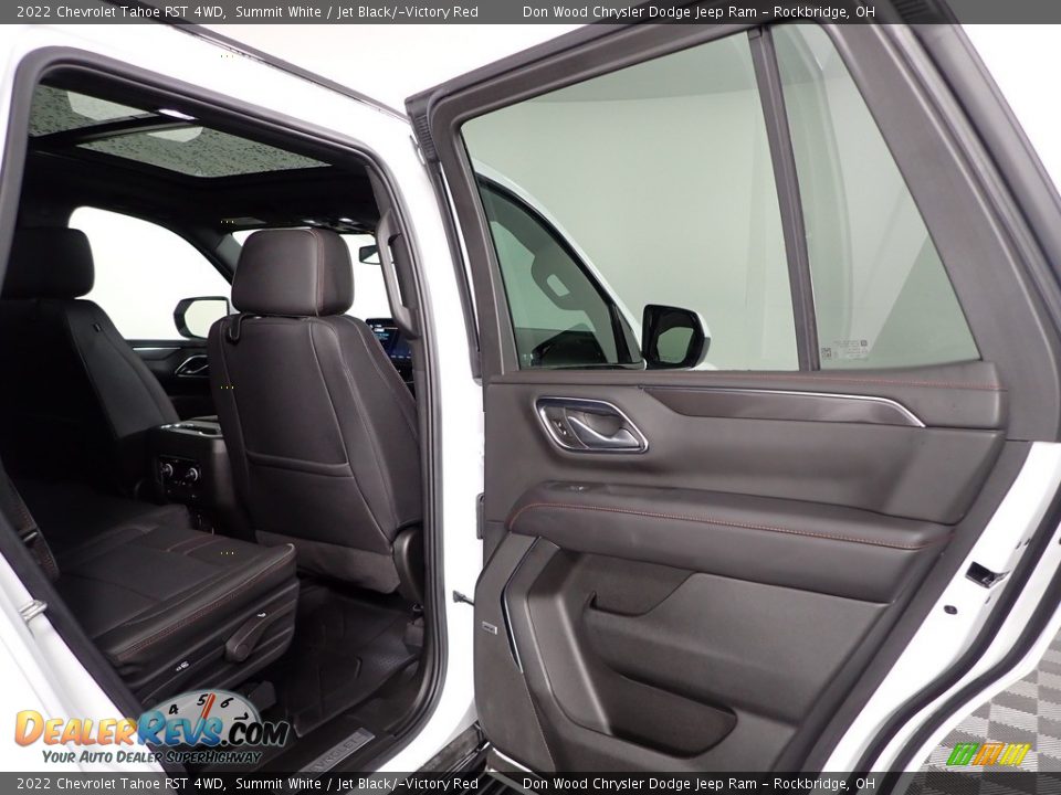 2022 Chevrolet Tahoe RST 4WD Summit White / Jet Black/­Victory Red Photo #34