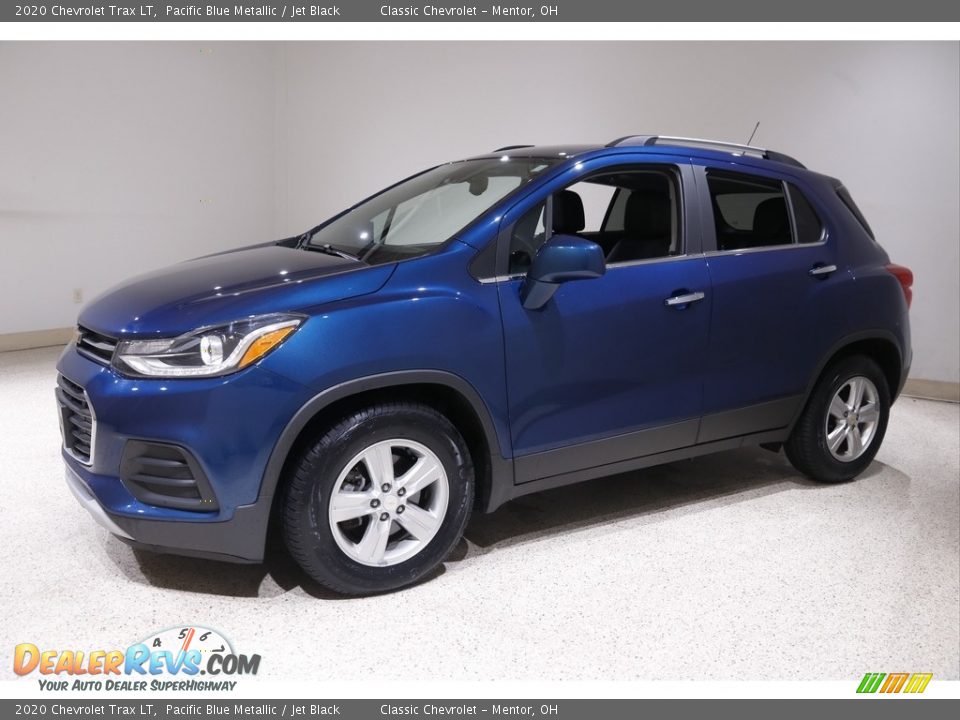 2020 Chevrolet Trax LT Pacific Blue Metallic / Jet Black Photo #3