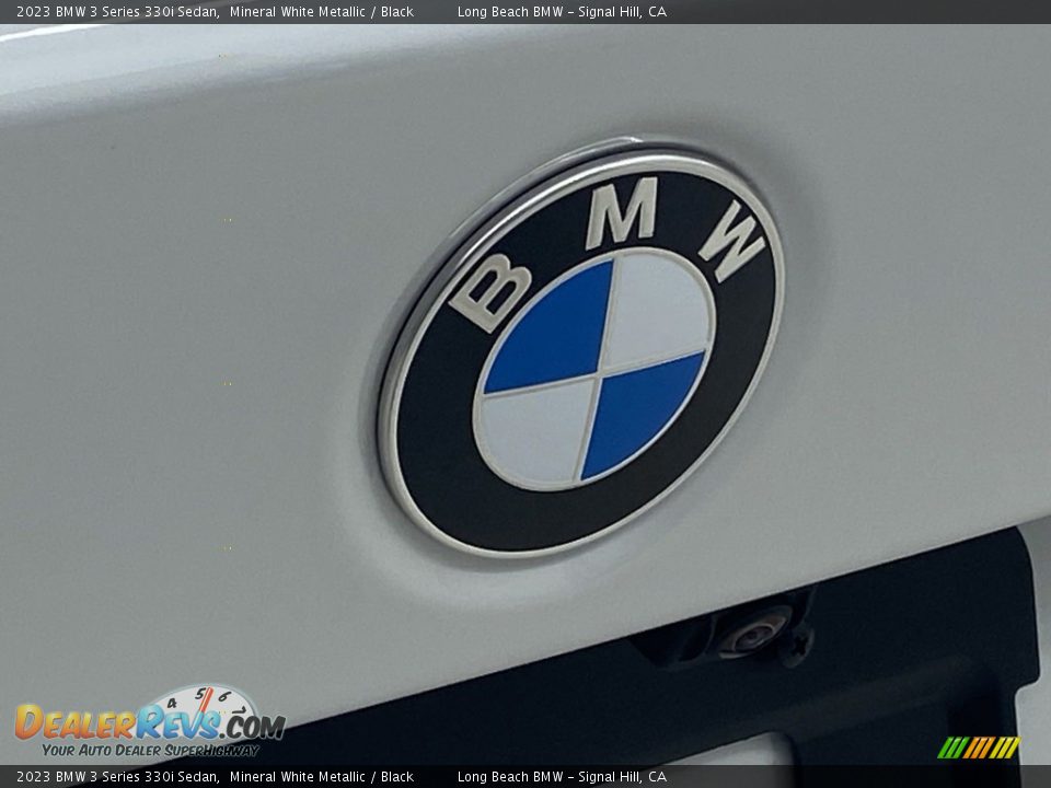 2023 BMW 3 Series 330i Sedan Mineral White Metallic / Black Photo #7