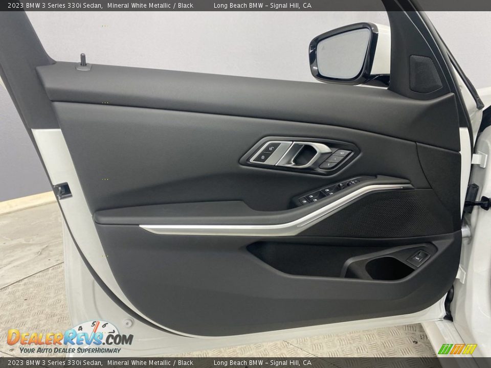 2023 BMW 3 Series 330i Sedan Mineral White Metallic / Black Photo #10