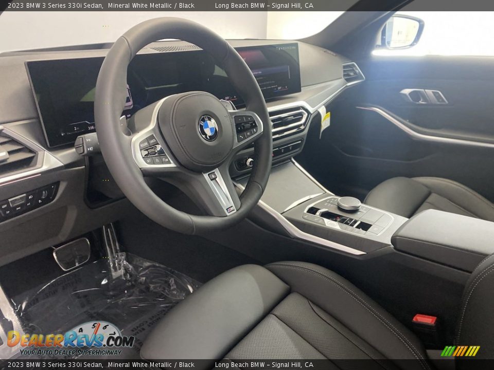 2023 BMW 3 Series 330i Sedan Mineral White Metallic / Black Photo #12