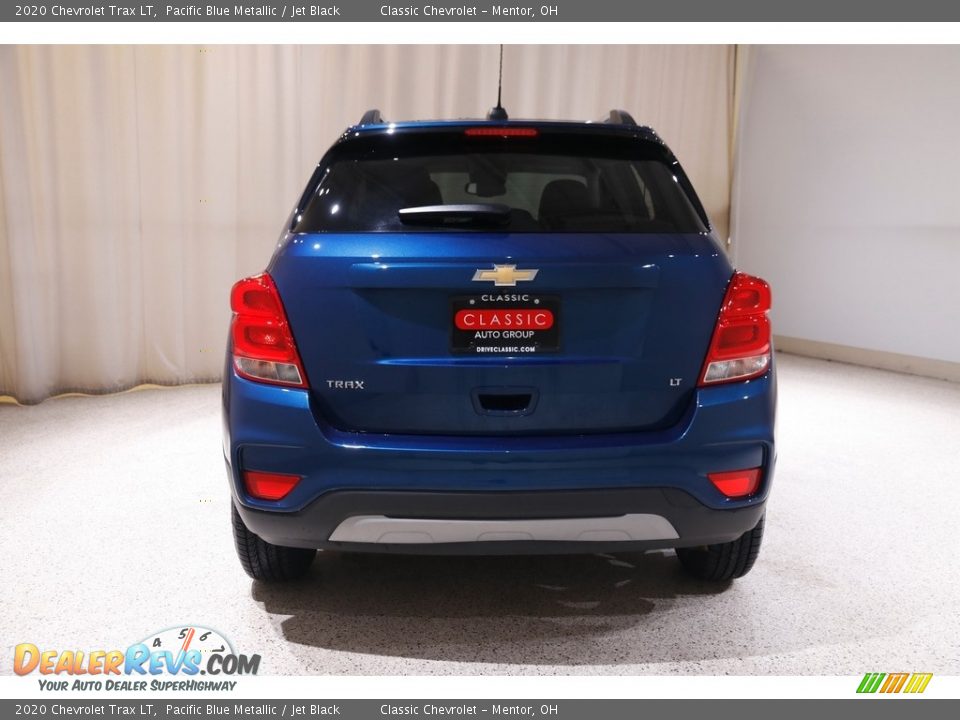 2020 Chevrolet Trax LT Pacific Blue Metallic / Jet Black Photo #17