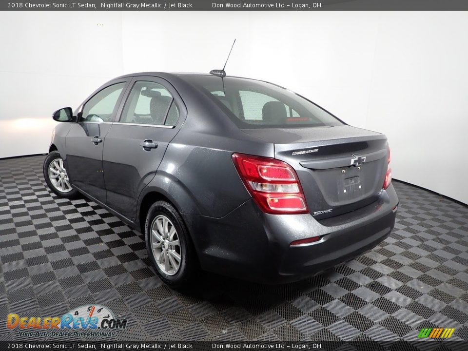 2018 Chevrolet Sonic LT Sedan Nightfall Gray Metallic / Jet Black Photo #6