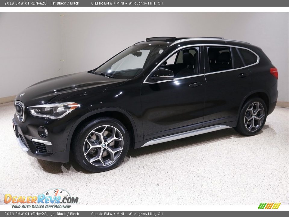 2019 BMW X1 xDrive28i Jet Black / Black Photo #3