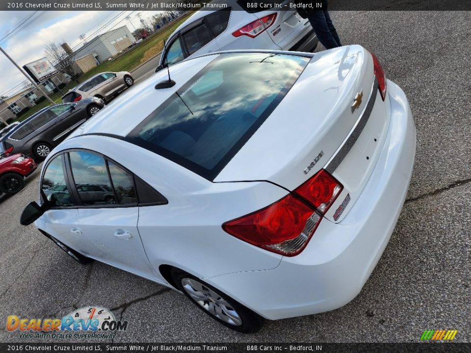 2016 Chevrolet Cruze Limited LS Summit White / Jet Black/Medium Titanium Photo #4