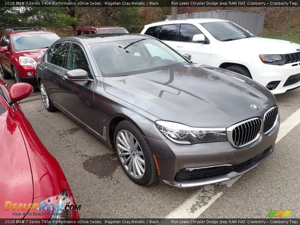 2018 BMW 7 Series 740e iPerformance xDrive Sedan Magellan Gray Metallic / Black Photo #3