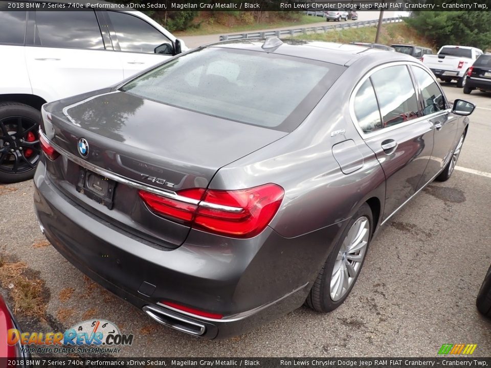 2018 BMW 7 Series 740e iPerformance xDrive Sedan Magellan Gray Metallic / Black Photo #4