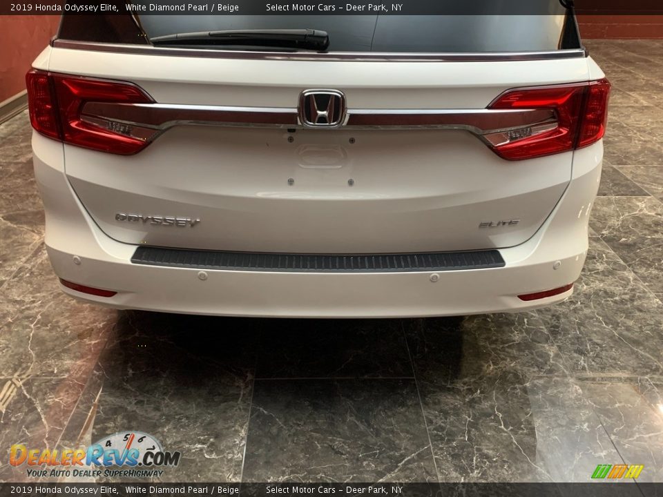 2019 Honda Odyssey Elite White Diamond Pearl / Beige Photo #5