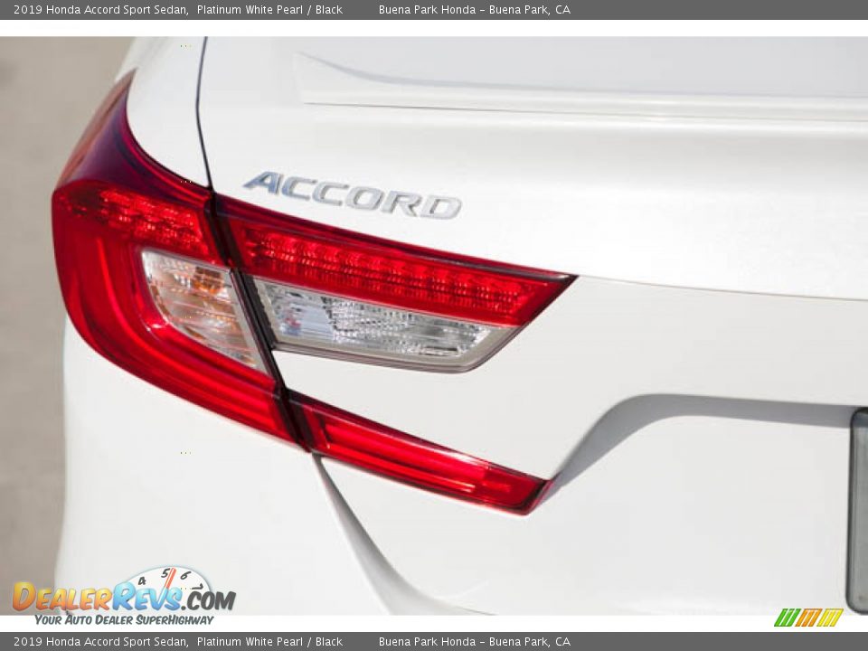 2019 Honda Accord Sport Sedan Platinum White Pearl / Black Photo #10