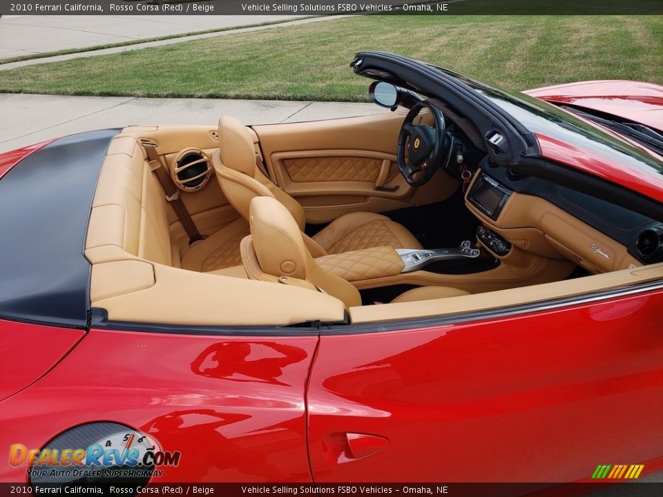 Front Seat of 2010 Ferrari California  Photo #2