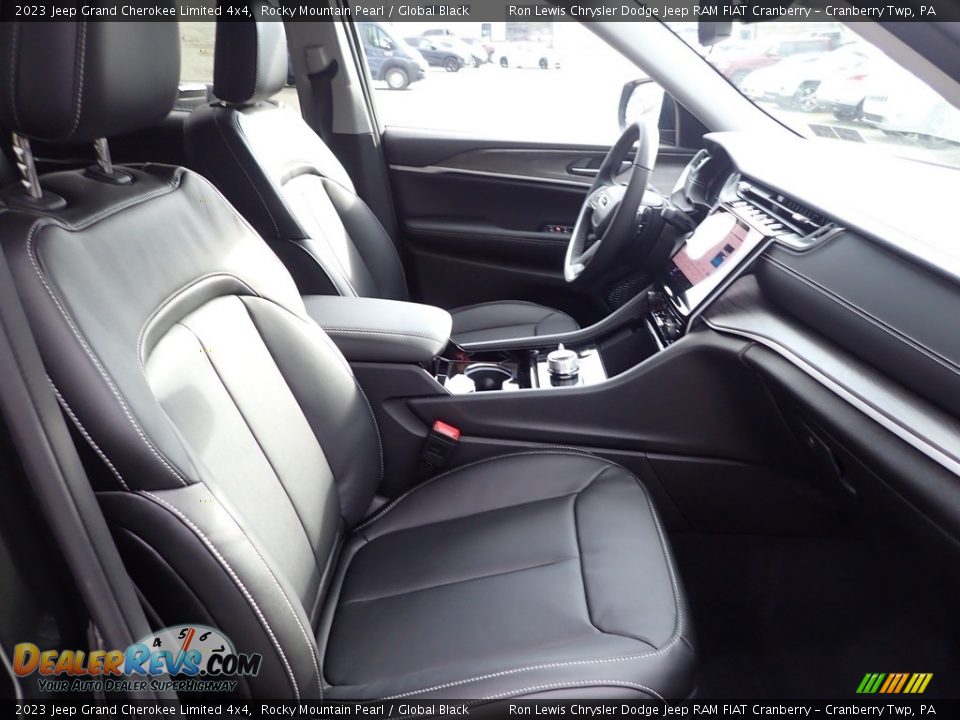 2023 Jeep Grand Cherokee Limited 4x4 Rocky Mountain Pearl / Global Black Photo #10