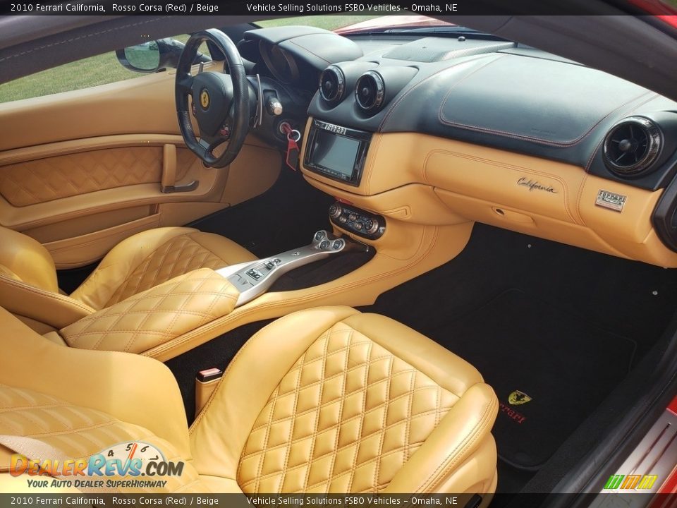 Front Seat of 2010 Ferrari California  Photo #8