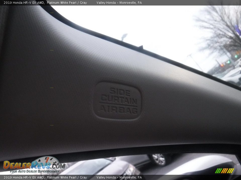 2019 Honda HR-V EX AWD Platinum White Pearl / Gray Photo #17