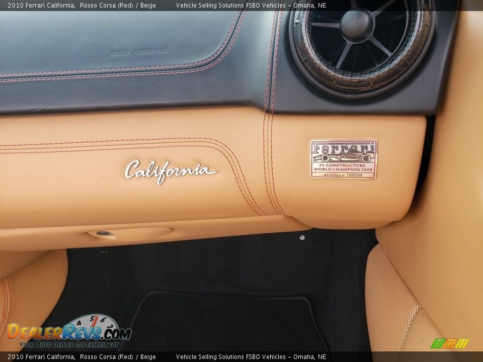 Dashboard of 2010 Ferrari California  Photo #12