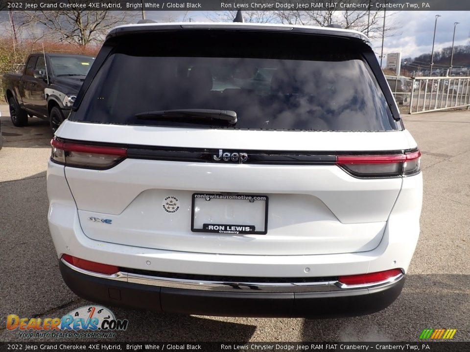 2022 Jeep Grand Cherokee 4XE Hybrid Bright White / Global Black Photo #4